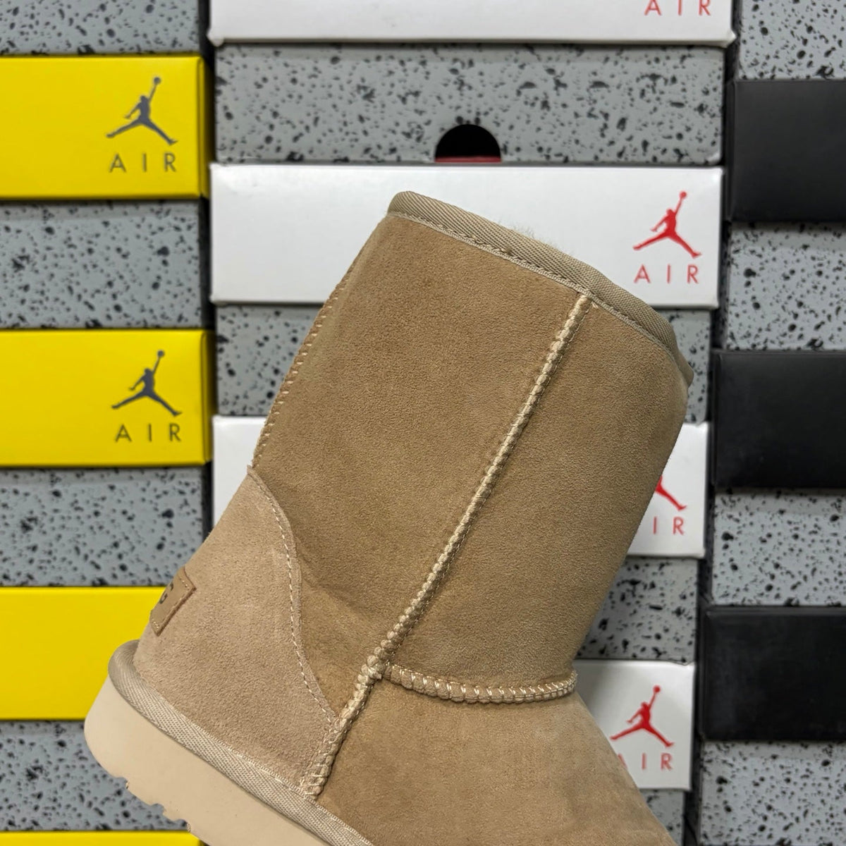 UGG Kallen Lace Classic Short Boot – Suede Boot with Shearling Lining, Tonal Back Seam & Classic Sunburst Sole in Sand
