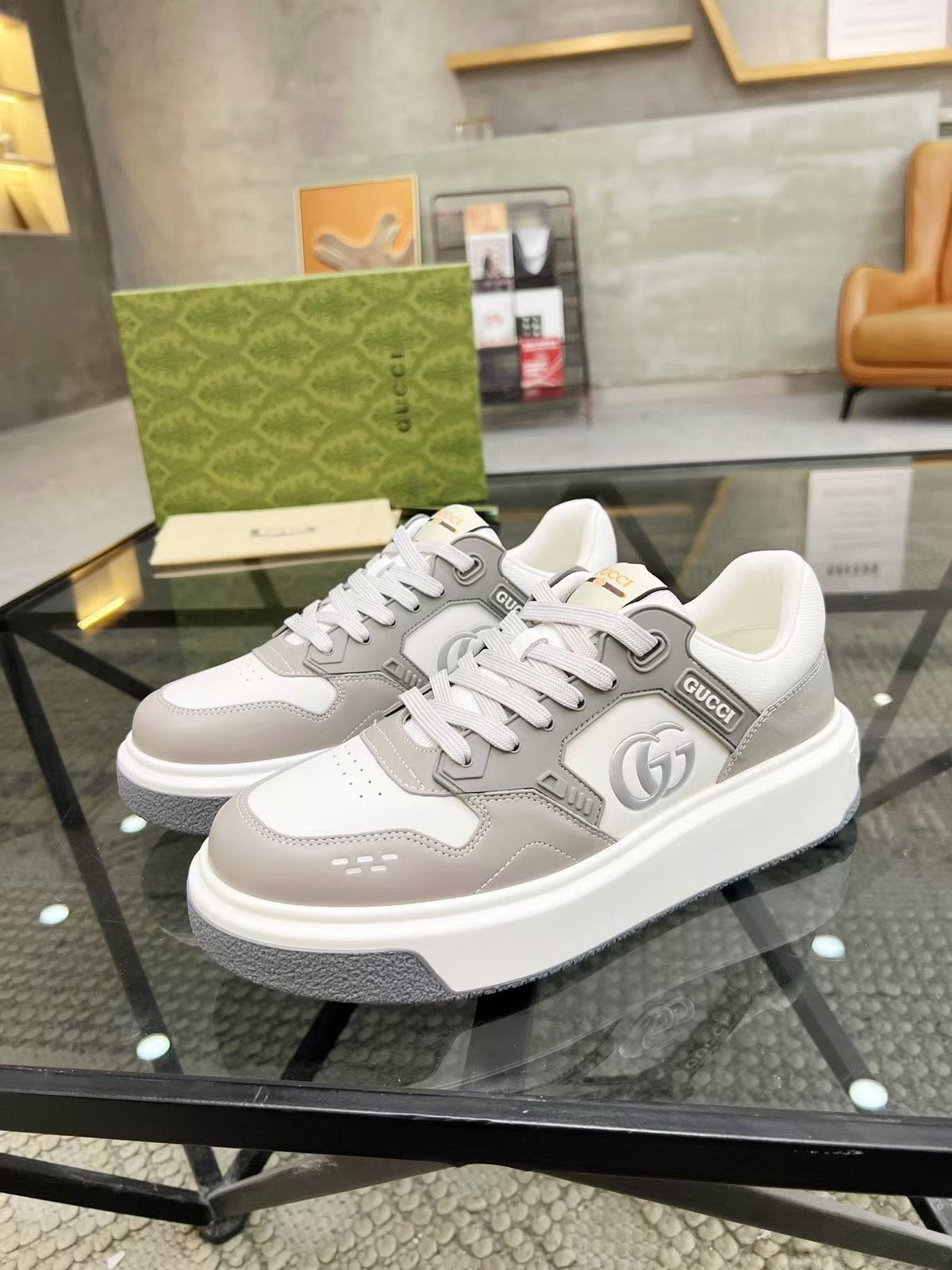 Gucci White and Light Gray Low-Top Sneakers