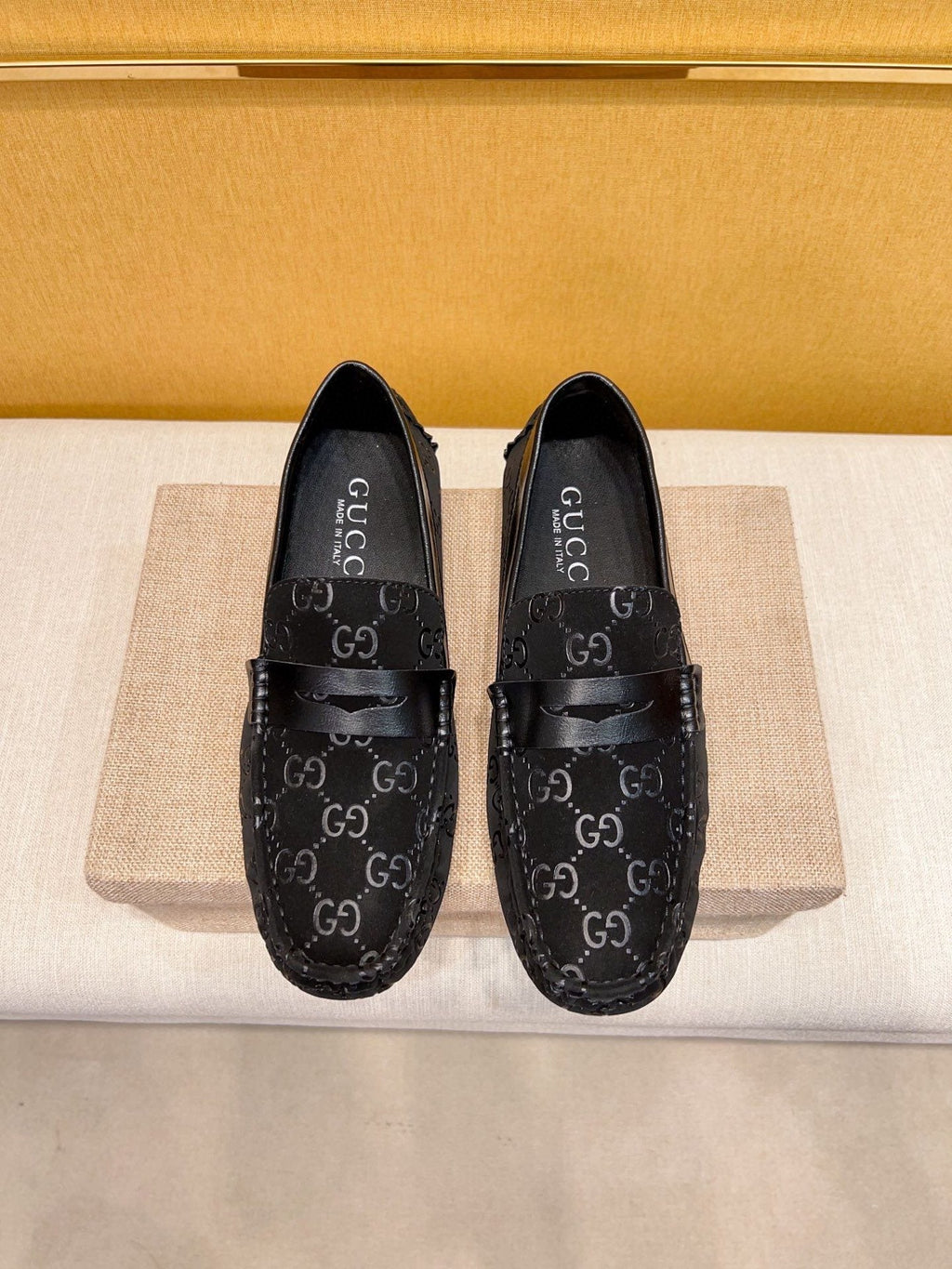 Gucci Men's Black Patterned Loafers