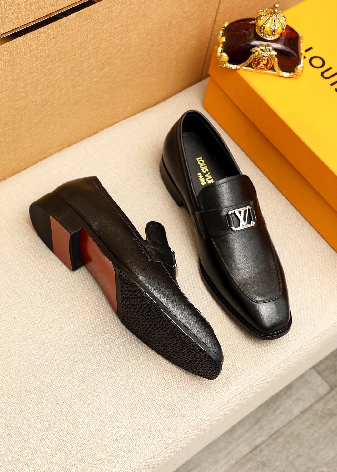 Louis Vuitton Black Hardware Loafers - Black Textured Leather Upper