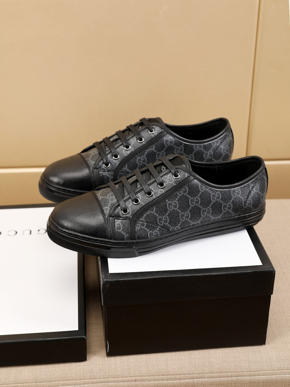 Gucci Men's Monogram Low-Top Sneakers - Lace-Up Closure