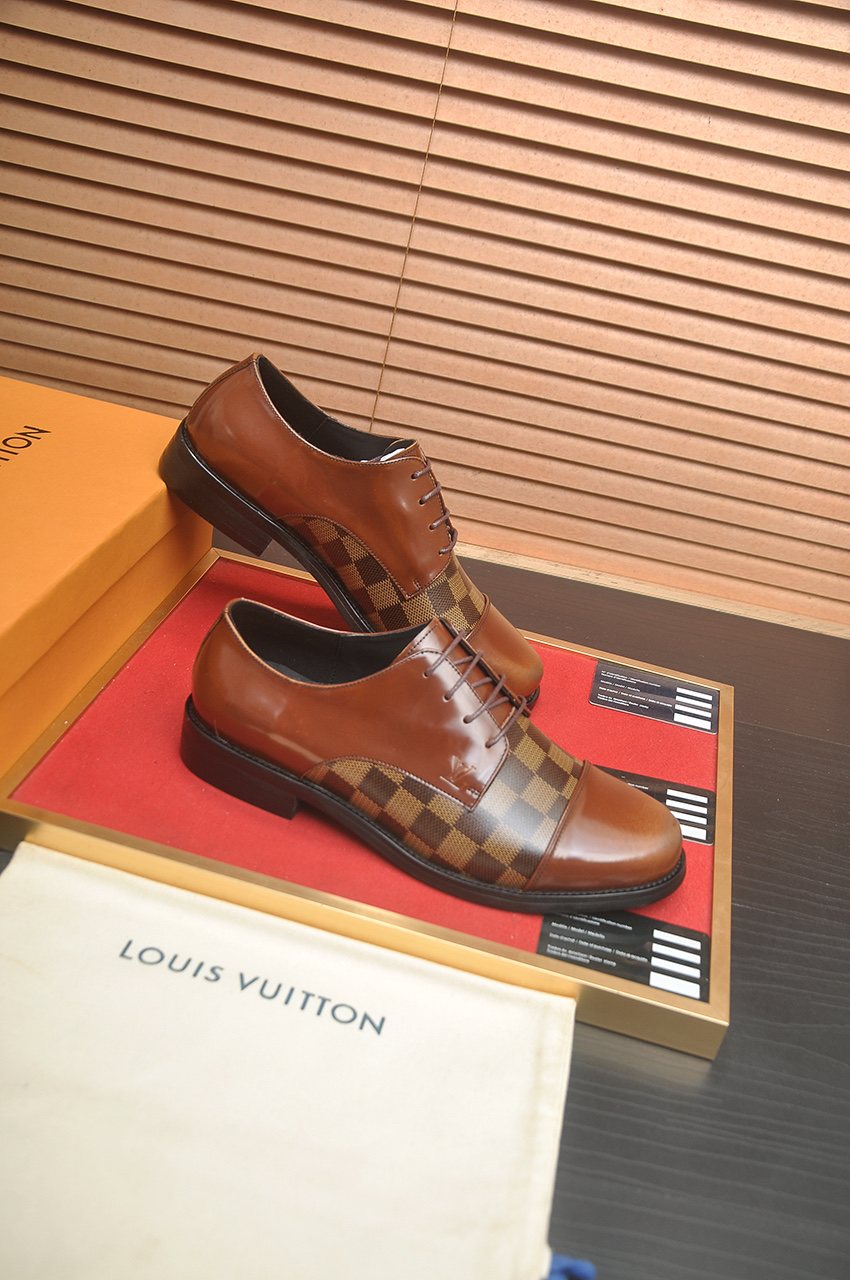 Louis Vuitton Checkered Lace-Up Dress Shoes