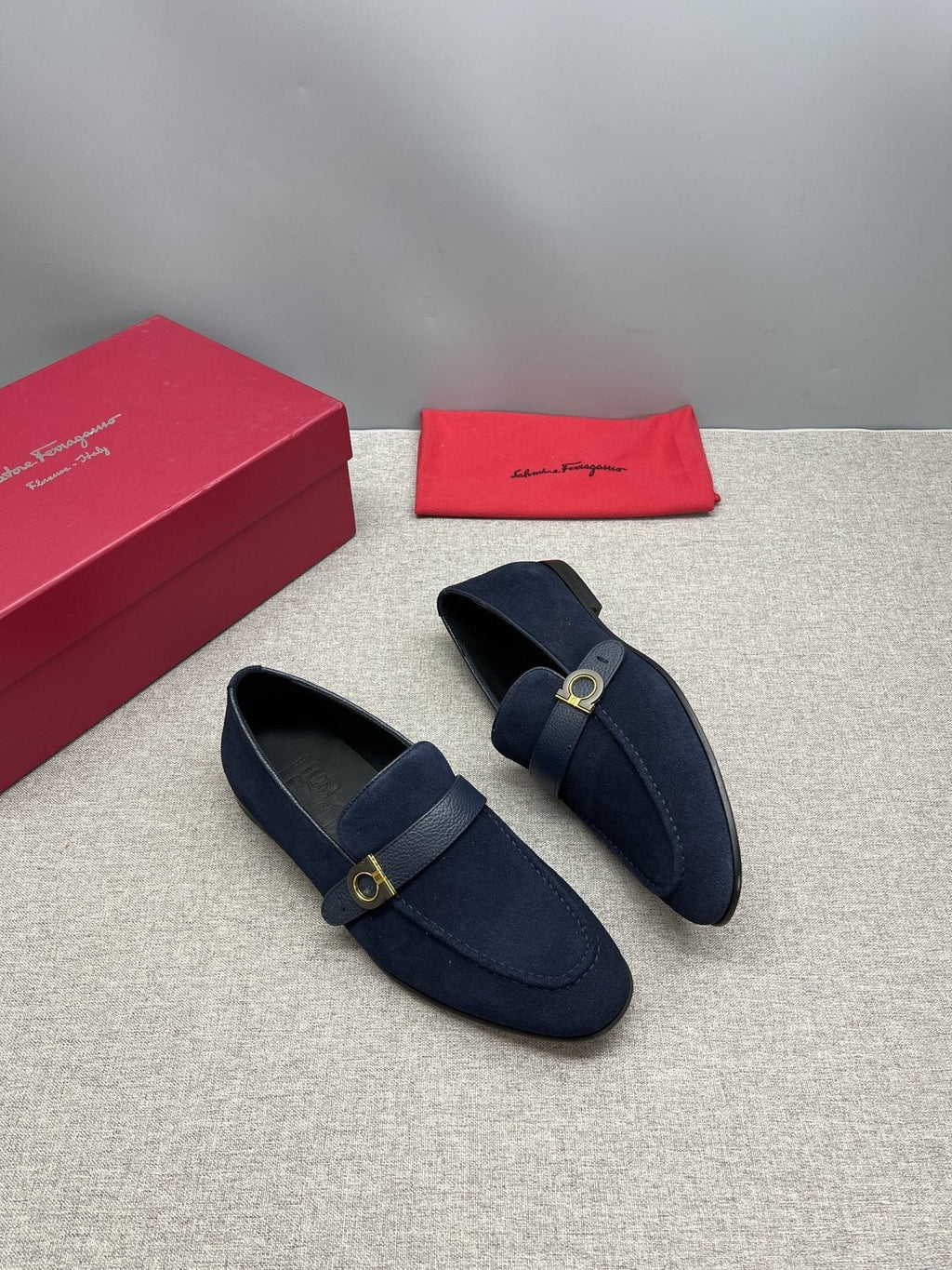 Ferragamo Men's Buckle Loafers - Almond Toe
